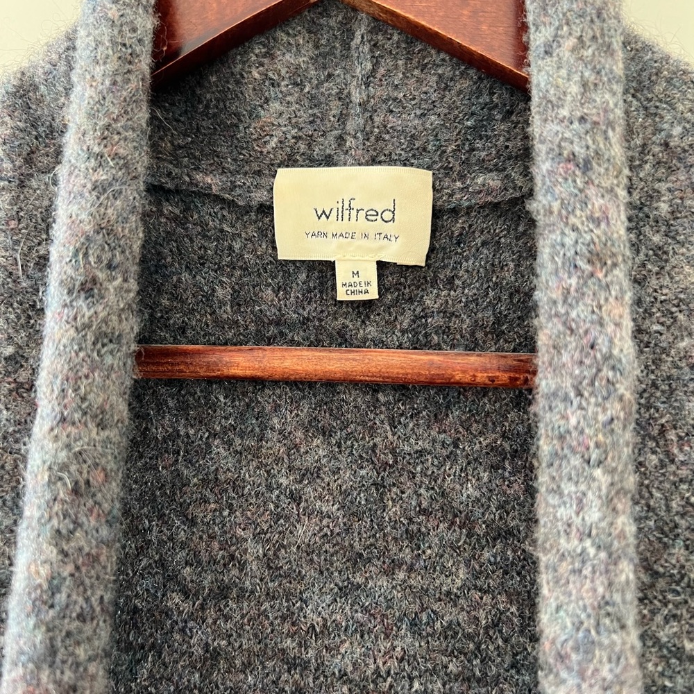 Cozy vest - Picture 2 of 2